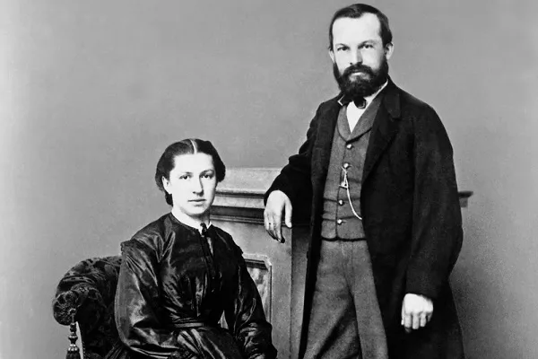 Gottlieb Daimler and his wife Emma Kurz, 1875
